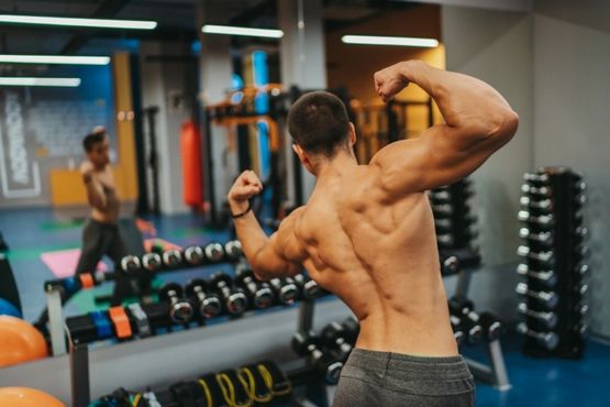 Muskelaufbau optimieren: Steroide als effektives Trainingshilfsmittel Muskelaufbau optimieren: Steroide als effektives Trainingshilfsmittel